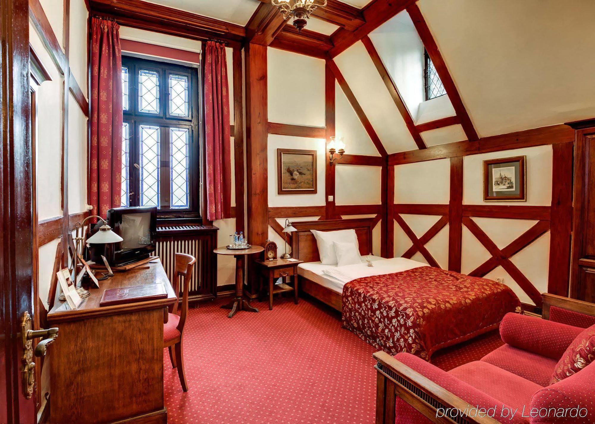 Hotel Noma Residence Zameczek Mysliwski Promnice Kobior Rom bilde
